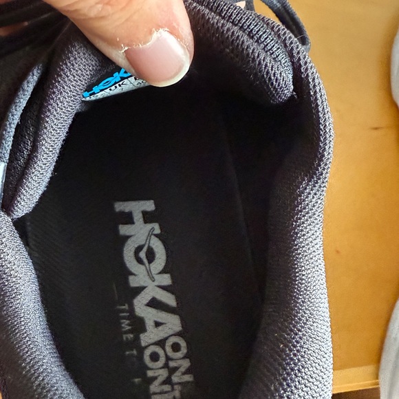 Hoka Bondi 7 Black Athletic Shoes women’s 8.5D - Picture 9 of 9